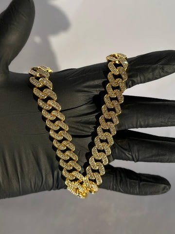 ICED OUT STONE GOLDEN  CHAIN